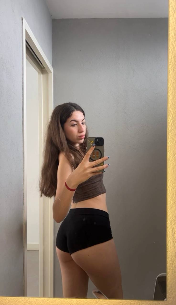 Amber in her underwear in Port Moresby