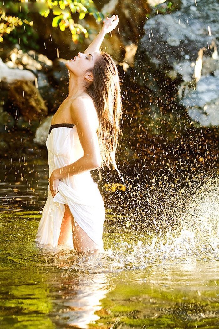 Marie Avgeropoulos in Port Moresby