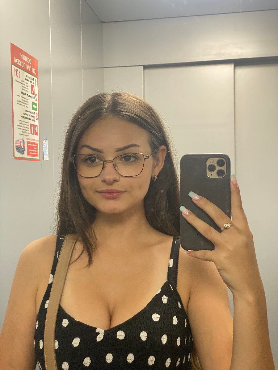 Sexy model Stacy in Port Moresby